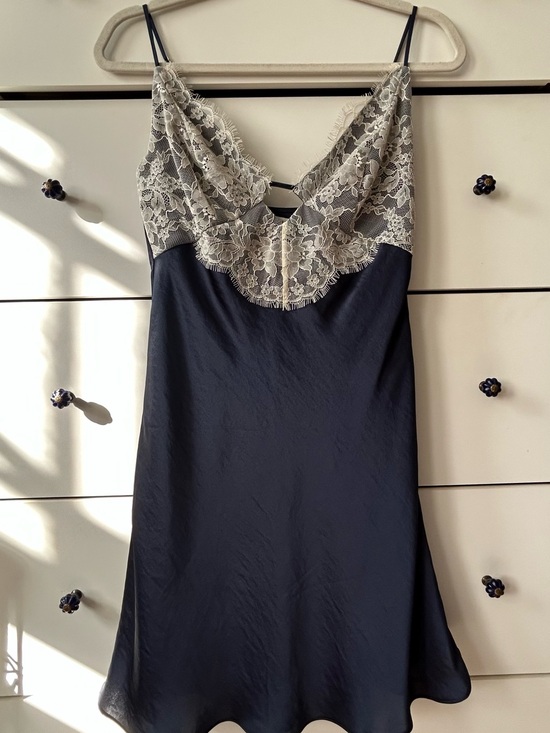 Abercrombie & Fitch Dresses & Skirts - Lace-Trim Slip Dress in Navy blue and Cream